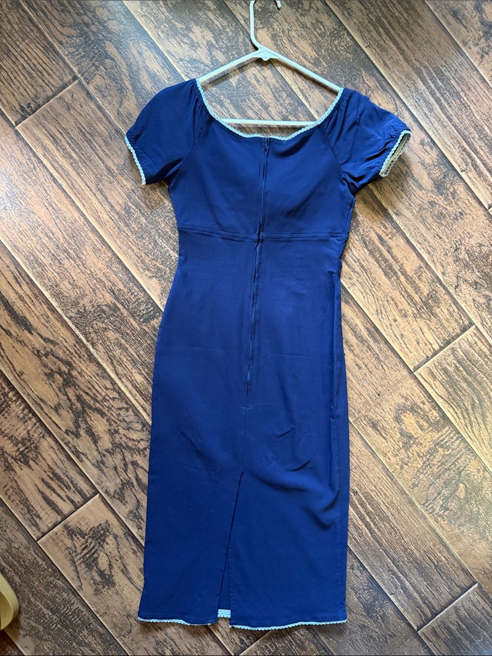 Pinup Couture Navy Midi Dress with Cream Bow Accent - Picture 3 of 3